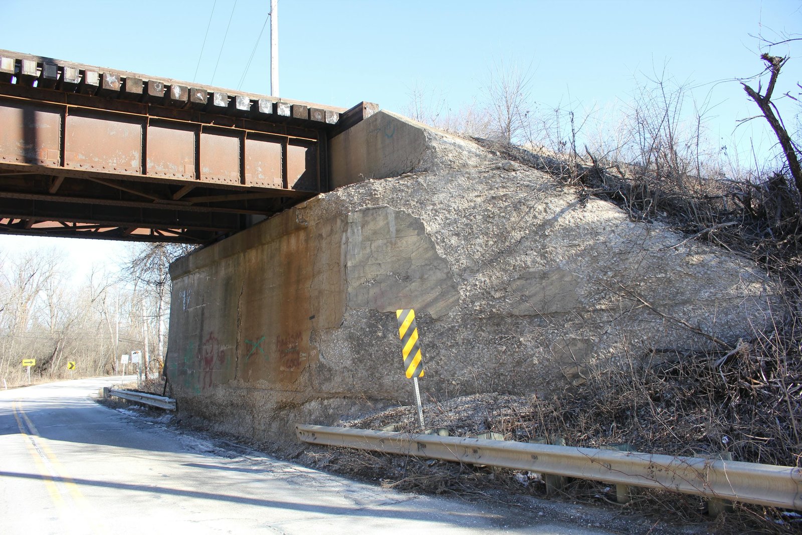 East abutment